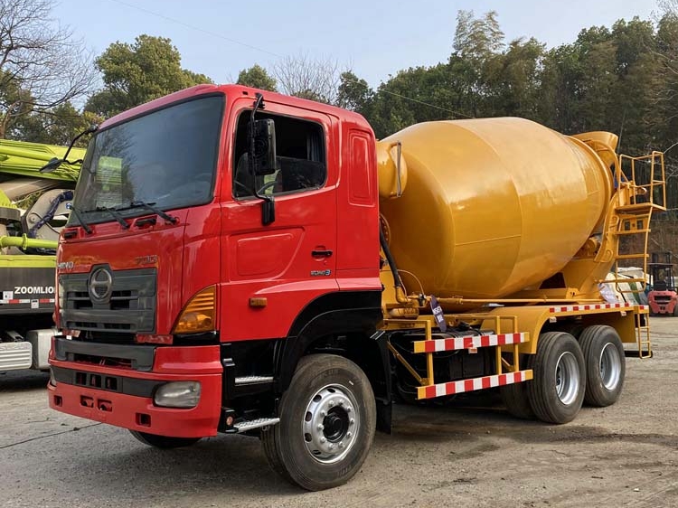 Cheap Zoomlion Hino Small Used 8 9 10 12 15 Cubic Meters Concrete Mixer Truck for sale