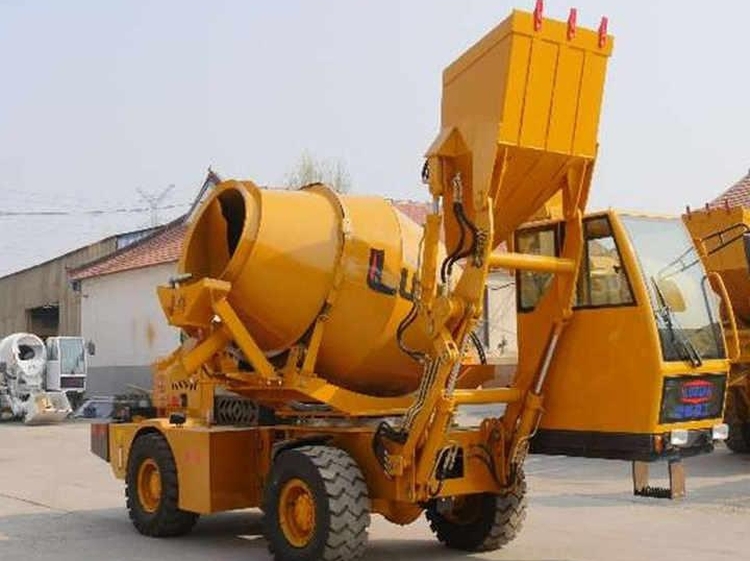 self loading concrete mixer truck 1.2m3/h