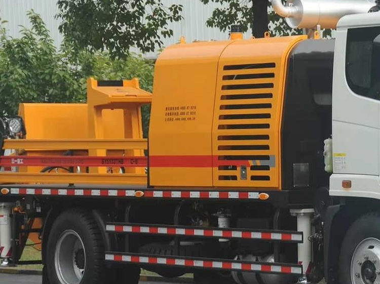 New 100 m3/h Truck-mounted concrete line pump