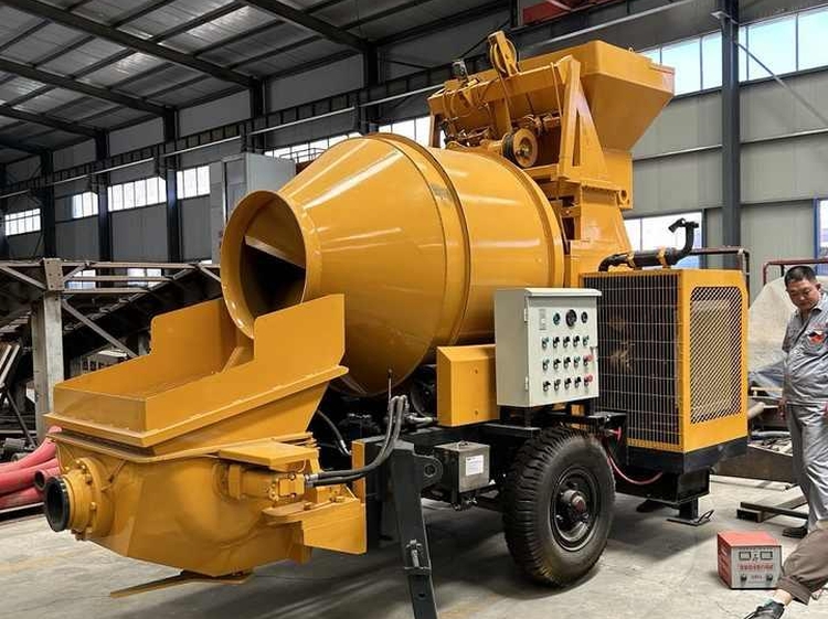 New Diesel Engine Mobile Concrete Pump with Mixer Trailer Concrete Mixers and Pumps for Civil Construction