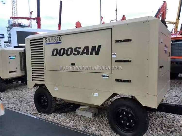 Ingersoll-Rand Doosan 1000 cfm 25bar Portable Diesel Screw Air Compressor with CAT Engine Low Noise (XHP1000) for Drilling